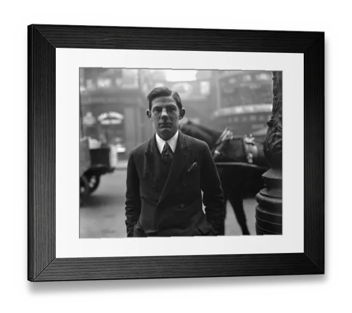 Framed Print : Mr Wiltshire, Central News reporter. 9 November 1927 Framed Print : Mr Wiltshire, Central News reporter. 9 November 1927