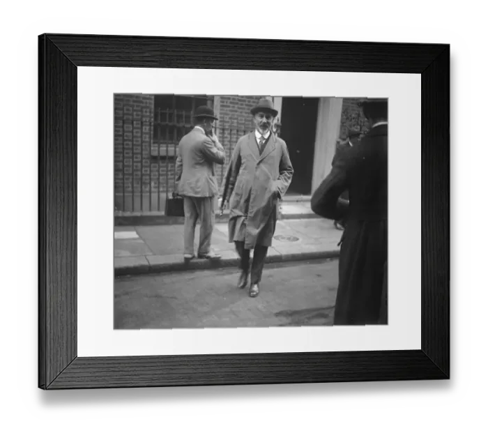 Framed Print : The cabinet meets after reverse at the polls. Lord Oliver leaving. 31 October 1924