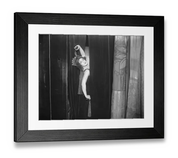 Framed Print : Russian romantics in Spanish ballet at the Coliseum Elsa Kruger, one of the women Framed Print : Russian romantics in Spanish ballet at the Coliseum Elsa Kruger, one of the women