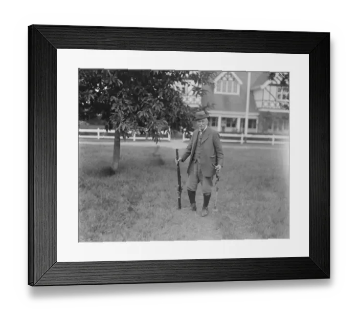 Framed Print : Bisley Meeting Major Munday, H A G who is 70 years old and has shot at Bisley
