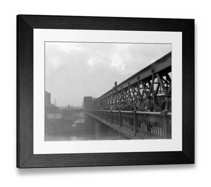 Framed Print : Hungerford Bridge. 15 May 1924 Framed Print : Hungerford Bridge. 15 May 1924