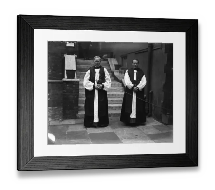Framed Print : Two new Bishops consecrated at Westminster. Dr A C Headlam ( left ), Canon of Christchurch