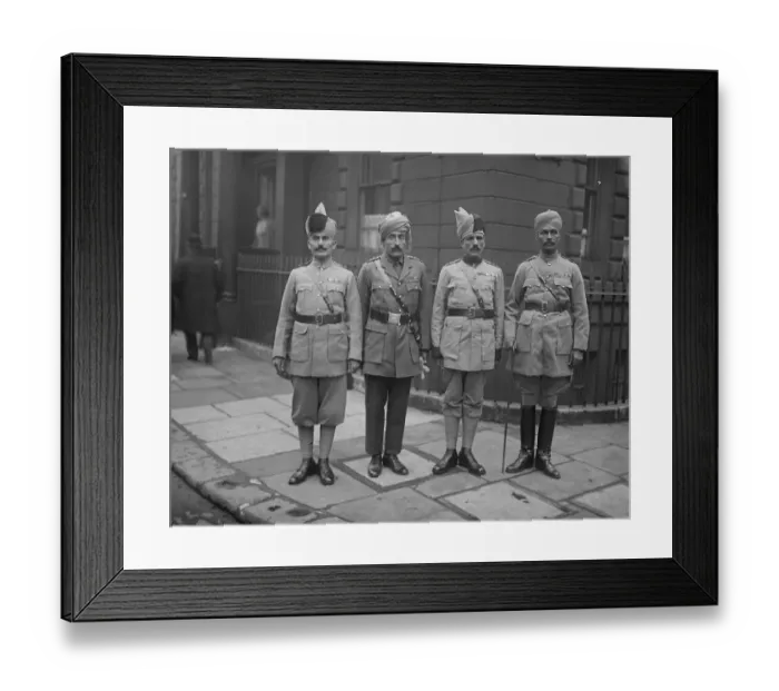 Framed Print : The Kings new Indian Army orderlies arrive in London. The Kings new Indian Framed Print : The Kings new Indian Army orderlies arrive in London. The Kings new Indian