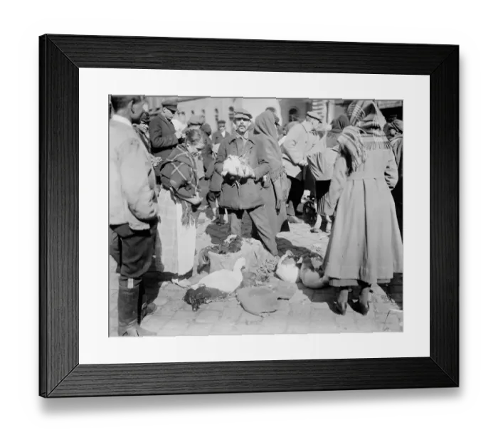 Framed Print : Lemberg Germany Market scenes in the poorer quarters of Lemberg 24 October 1921 Framed Print : Lemberg Germany Market scenes in the poorer quarters of Lemberg 24 October 1921