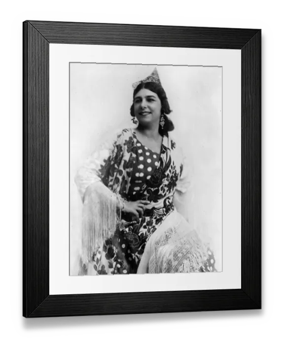 Framed Print : To entertain the Prince of Wales. Senorita Pastora Imperio, one of Spain s Framed Print : To entertain the Prince of Wales. Senorita Pastora Imperio, one of Spain s