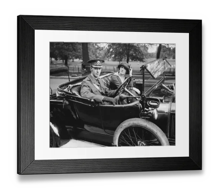 Framed Print : Miss Mabel Russell, the Heroine of London Pride, and her fiance, Lieutenant Framed Print : Miss Mabel Russell, the Heroine of London Pride, and her fiance, Lieutenant