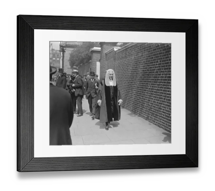 Framed Print : The Kings Levee at St Jamess Palace Sir Ernest Wild, M P city recorder 29 May 1922 Framed Print : The Kings Levee at St Jamess Palace Sir Ernest Wild, M P city recorder 29 May 1922