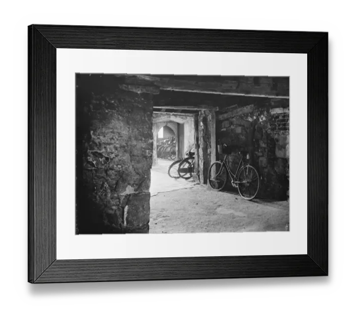 Framed Print : Where Queen Elizabeth I lived and danced galliards with her courtiers. The Old Framed Print : Where Queen Elizabeth I lived and danced galliards with her courtiers. The Old