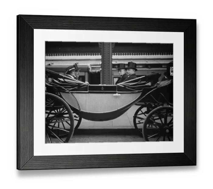 Framed Print : Labour Ministers receive seals of office from the King. Miss Margaret Bondfield Framed Print : Labour Ministers receive seals of office from the King. Miss Margaret Bondfield