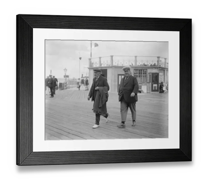 Framed Print : First heat of the British American Cup, International Yachting Contest starts at Ryde Framed Print : First heat of the British American Cup, International Yachting Contest starts at Ryde