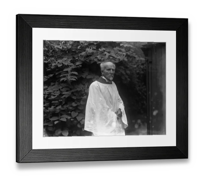 Framed Print : Mr Kenningham, aged 91, who has been a chorister for 83 years and still sings Framed Print : Mr Kenningham, aged 91, who has been a chorister for 83 years and still sings