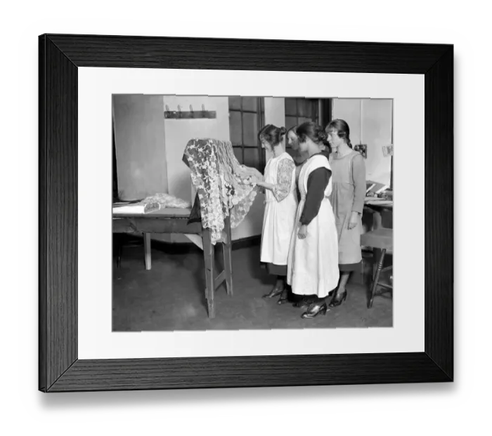 Framed Print : Lace making at messrs William Bridgett and Sons Ltd, Lenton, Nottingham. Work girls Framed Print : Lace making at messrs William Bridgett and Sons Ltd, Lenton, Nottingham. Work girls