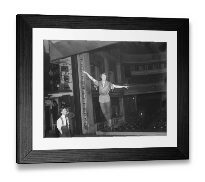 Framed Print : Miss Dorothy Dickson, as Peter Pan, makes her first flight this year at the Adelphi theatre Framed Print : Miss Dorothy Dickson, as Peter Pan, makes her first flight this year at the Adelphi theatre