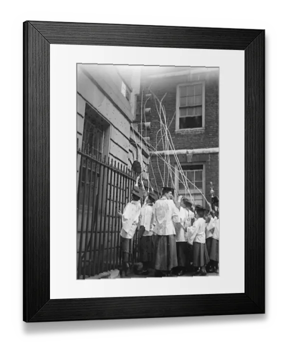 Framed Print : Beating the Tower of London bounds. The party arriving at the first boundary. 29 Framed Print : Beating the Tower of London bounds. The party arriving at the first boundary. 29