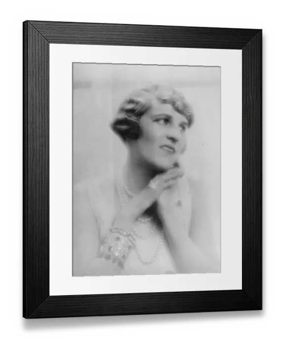 Framed Print : A new study of Mrs Nash. A new Paris study of Mrs Nash, who was once described Framed Print : A new study of Mrs Nash. A new Paris study of Mrs Nash, who was once described