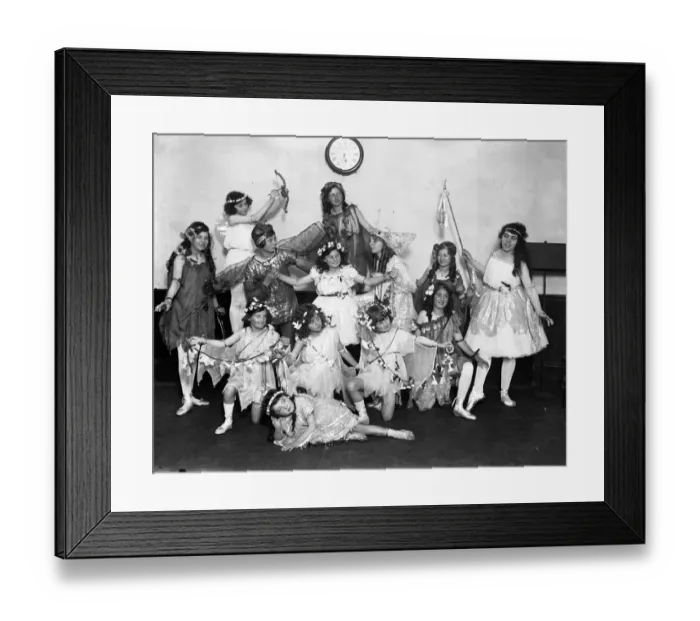 Framed Print : Snow White and the Seven Dwarfs performed by children of the Guildhall School of Music