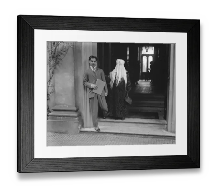 Framed Print : Begum of Bhopal leaves for India after Abdicating in favour of her son. The Begum Framed Print : Begum of Bhopal leaves for India after Abdicating in favour of her son. The Begum