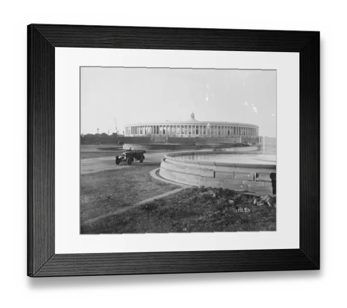 Framed Print : The new Parliament House in New Delhi which is to be opened by HE Lord Irwin. 10 Framed Print : The new Parliament House in New Delhi which is to be opened by HE Lord Irwin. 10