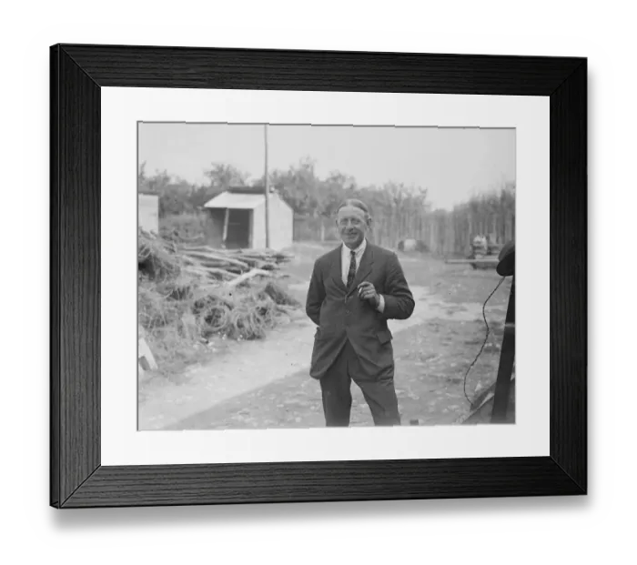 Framed Print : Mr E F Chambers who has installed on his farm at Wellington Place, Otham Kent Framed Print : Mr E F Chambers who has installed on his farm at Wellington Place, Otham Kent