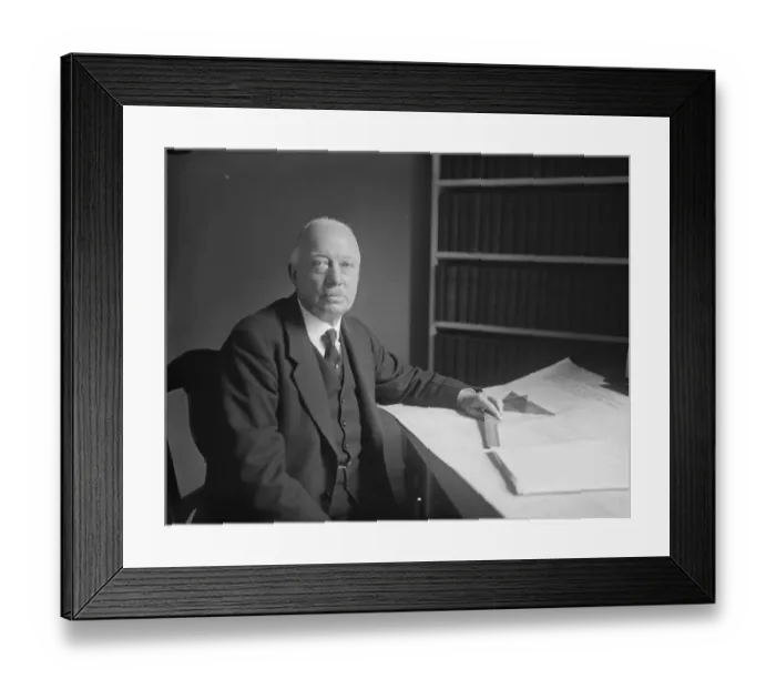 Framed Print : New photograph of man who will carry out the great Waterloo Bridge task. Mr Frederick Palmer