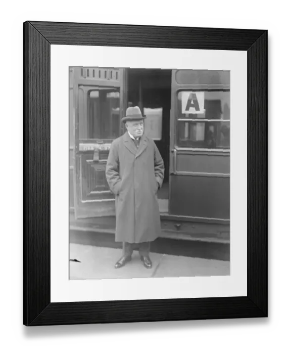 Framed Print : Special Job Done For White Star Line Lord French leaving Waterloo Station 25 April 1922 Framed Print : Special Job Done For White Star Line Lord French leaving Waterloo Station 25 April 1922