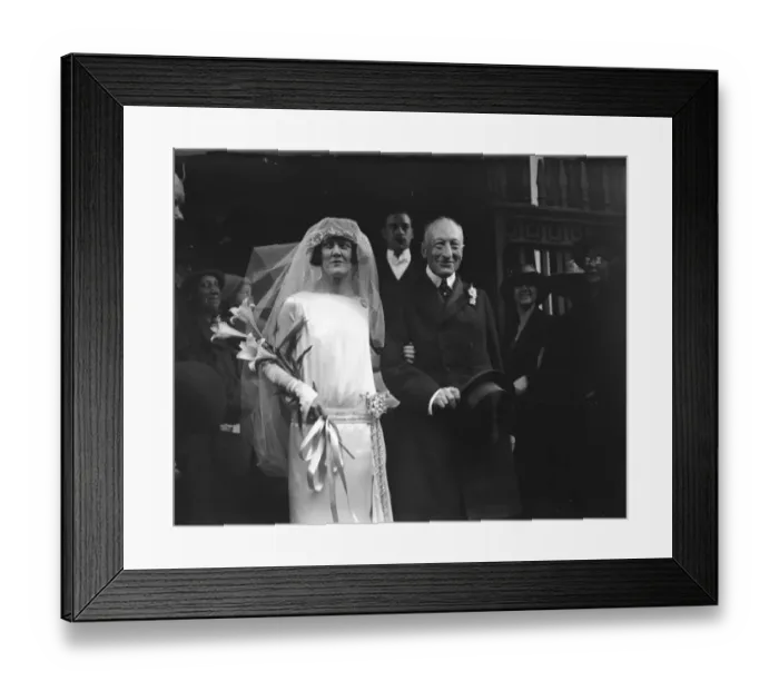 Framed Print : The wedding of Lord Leigh and Miss Marie Campbell at St Marks Church, North Audley Street Framed Print : The wedding of Lord Leigh and Miss Marie Campbell at St Marks Church, North Audley Street
