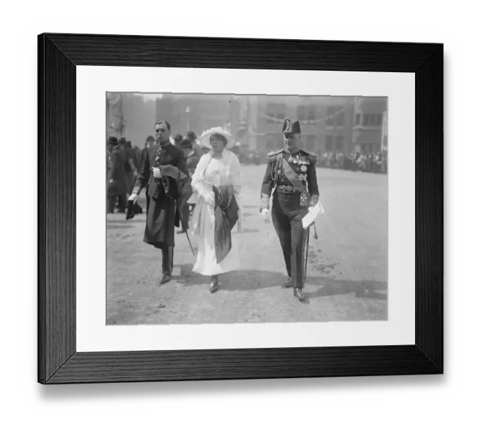 Framed Print : The Royal Wedding at Westminster Abbey. Admiral Halsey leaving the Abbey. 26 Framed Print : The Royal Wedding at Westminster Abbey. Admiral Halsey leaving the Abbey. 26
