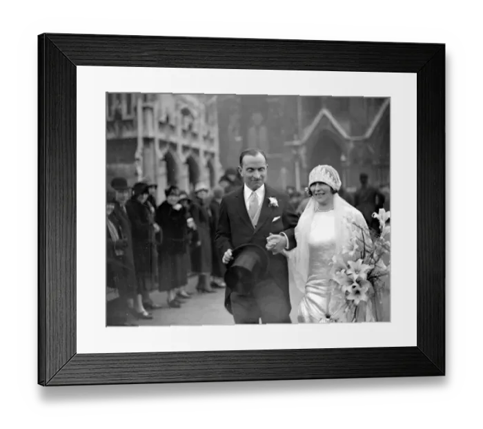 Framed Print : Wedding of Captain W. Kemmis, M. F. H, and Miss Jesse Armstrong at St margarets, Westminster Framed Print : Wedding of Captain W. Kemmis, M. F. H, and Miss Jesse Armstrong at St margarets, Westminster