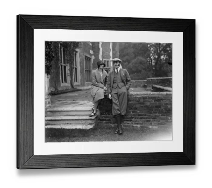 Framed Print : A Tudor Mansion for Sir Stephen Lennards Canadian bride. Wickham Court. 2 Framed Print : A Tudor Mansion for Sir Stephen Lennards Canadian bride. Wickham Court. 2