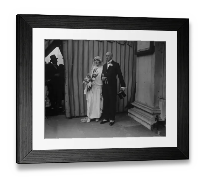 Framed Print : Society wedding in London. Captain Gerald Graham Clarke and Miss Albertha Mildred Framed Print : Society wedding in London. Captain Gerald Graham Clarke and Miss Albertha Mildred