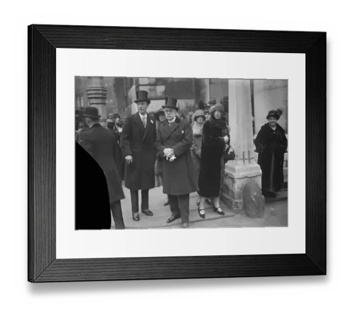 Framed Print : Wedding. The Hon R E B Beaumont and Miss H M C Wray were married at St Georges Hanover Square Framed Print : Wedding. The Hon R E B Beaumont and Miss H M C Wray were married at St Georges Hanover Square