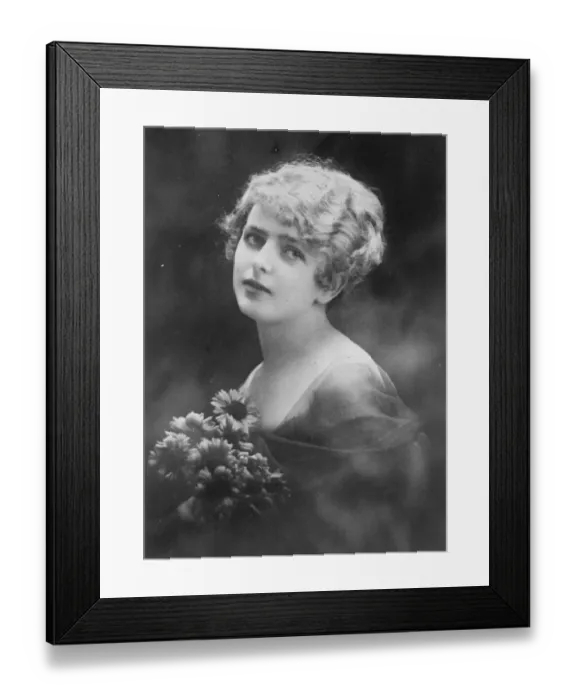 Framed Print : Bride won from prison After serving 16 years of a life sentence in Arizona State prison Framed Print : Bride won from prison After serving 16 years of a life sentence in Arizona State prison