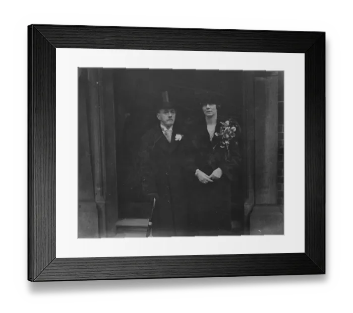 Framed Print : Lord Blyth and Mrss M Cole were married at Princes Row Register Office. Bride and Bridegroom