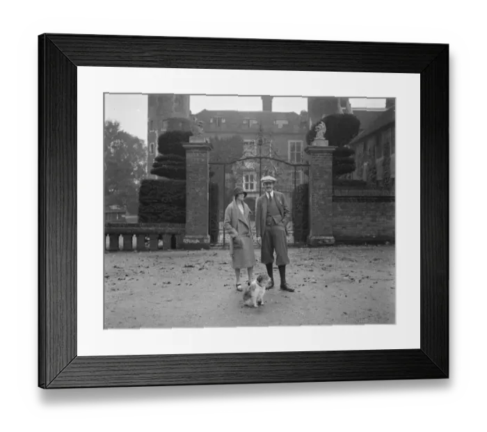 Framed Print : A Tudor Mansion for Sir Stephen Lennards Canadian bride. Wickham Court. 2 Framed Print : A Tudor Mansion for Sir Stephen Lennards Canadian bride. Wickham Court. 2