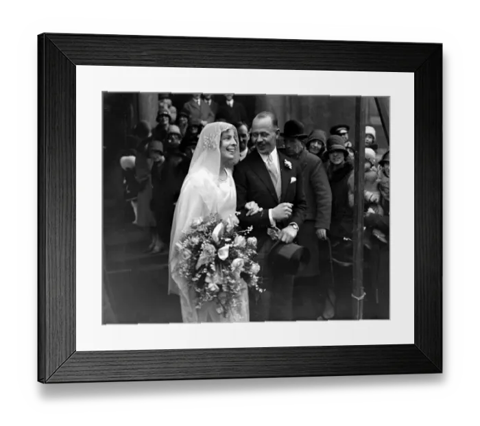 Framed Print : Wedding of Mr Arthur Mills and Miss Kathleen Macnaughton at St Columbas Pont Street, London Framed Print : Wedding of Mr Arthur Mills and Miss Kathleen Macnaughton at St Columbas Pont Street, London