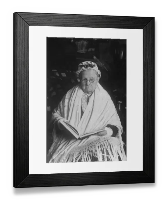 Framed Print : A Grand Old Lady of 101 The grand old lady of Hastings, Mrs Slade who has just Framed Print : A Grand Old Lady of 101 The grand old lady of Hastings, Mrs Slade who has just