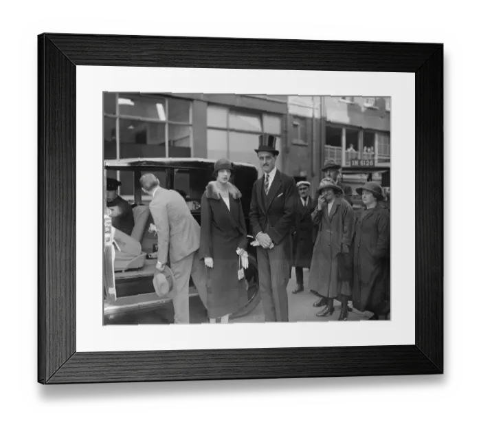 Framed Print : Prince Obolensky weds Miss Alice Astor Prince Obolensky and Miss Alice Astor daughter Framed Print : Prince Obolensky weds Miss Alice Astor Prince Obolensky and Miss Alice Astor daughter
