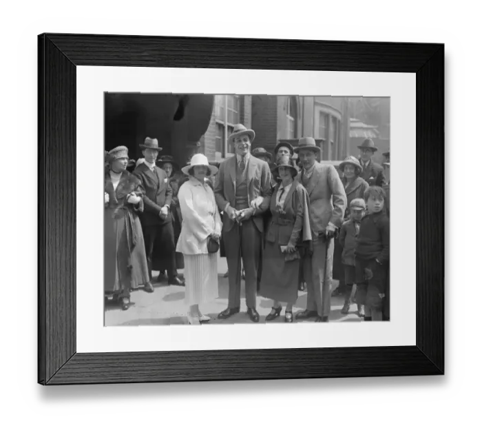 Framed Print : Wedding after seventh proposal. Miss Vera Galt, the actress, was married Framed Print : Wedding after seventh proposal. Miss Vera Galt, the actress, was married
