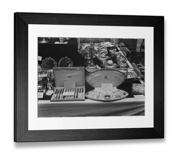 Framed Print : Wedding presents for Duke of York and Lady Elizabeth Bowes Lyon The gift of the King Framed Print : Wedding presents for Duke of York and Lady Elizabeth Bowes Lyon The gift of the King