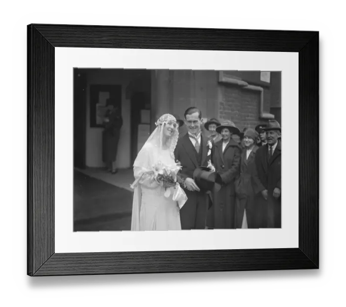 Framed Print : Sir John Simons daughter weds. Miss E Simon, elder daughter of Sir J Simon Framed Print : Sir John Simons daughter weds. Miss E Simon, elder daughter of Sir J Simon