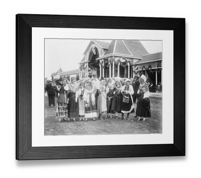 Framed Print : The Royal Wedding at Belgrade. Daughters of Serbian notables watching the review