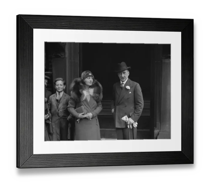 Framed Print : Lady Bonns wedding. Lady Bonn, formerly the wife of Sir Max Bonn, the millionaire Framed Print : Lady Bonns wedding. Lady Bonn, formerly the wife of Sir Max Bonn, the millionaire
