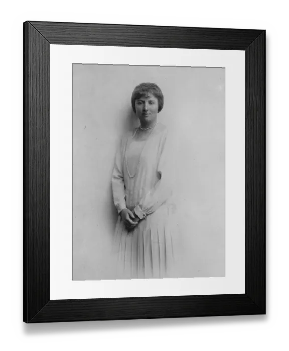 Framed Print : King Alfonsos niece whose wedding takes place this week. The Infanta Isabel Framed Print : King Alfonsos niece whose wedding takes place this week. The Infanta Isabel