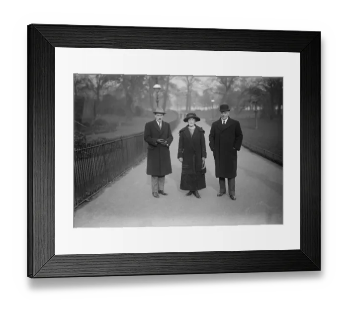 Framed Print : Prince and Princess Di Franco Campo and their son in London. At St Jamess church Framed Print : Prince and Princess Di Franco Campo and their son in London. At St Jamess church