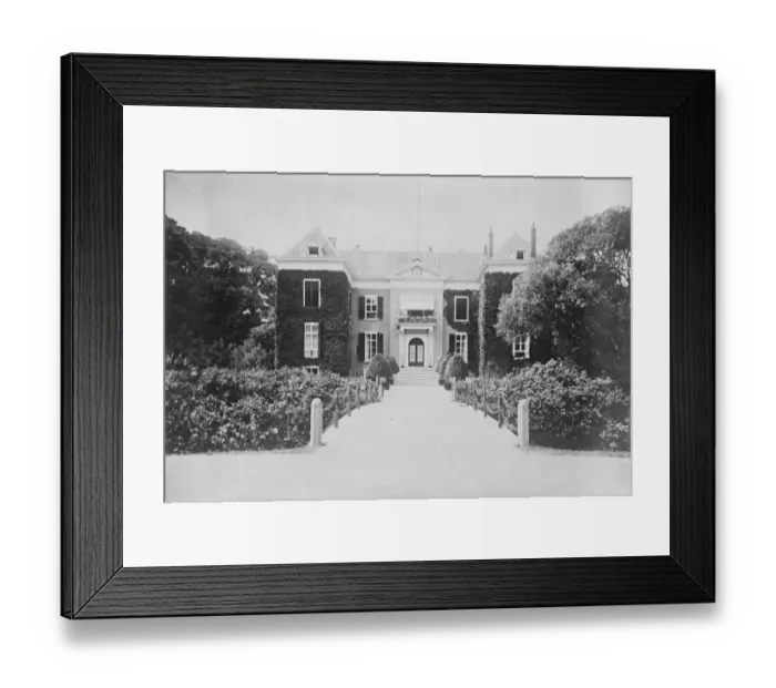 Framed Print : The ex - Kaisers wedding. The front of Doorn Castle, showing the new flight
