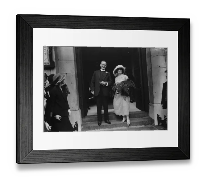 Framed Print : The Vicar of Staines weds. Commander Sir Edward Nicholl, RNR, was best man Framed Print : The Vicar of Staines weds. Commander Sir Edward Nicholl, RNR, was best man