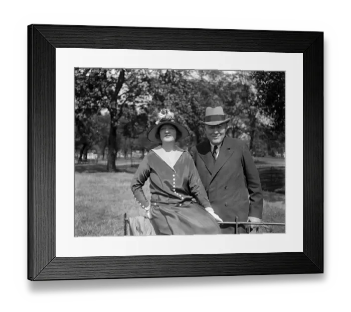 Framed Print : Mr Walter Hackett and his wife Miss Marion Lorne August 1924 Framed Print : Mr Walter Hackett and his wife Miss Marion Lorne August 1924