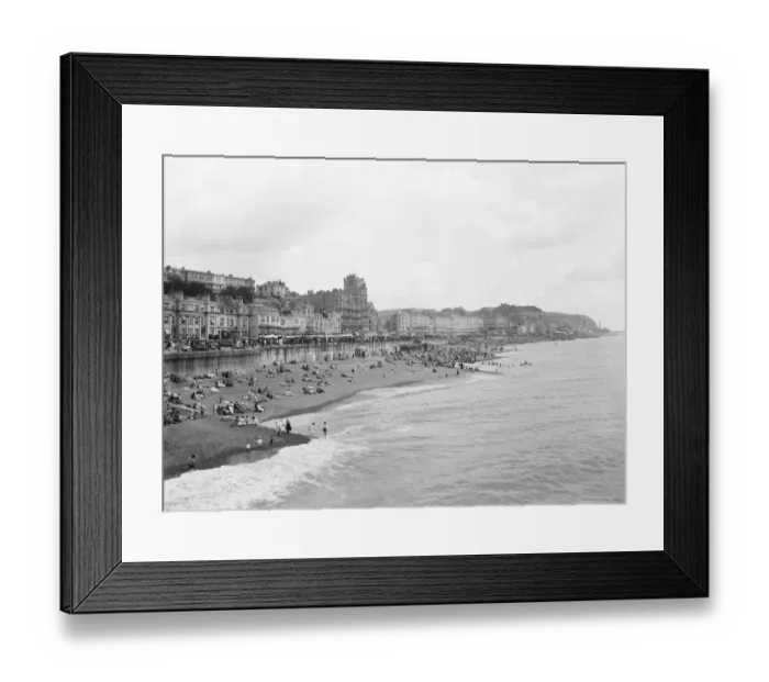 Framed Print : Hastings a town in the county of East Sussex 1925 Framed Print : Hastings a town in the county of East Sussex 1925