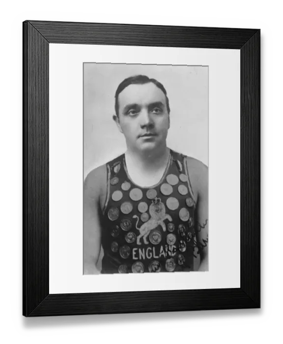 Framed Print : Famous swimmers challenge. David Billington, the world famous swimmer and winner Framed Print : Famous swimmers challenge. David Billington, the world famous swimmer and winner