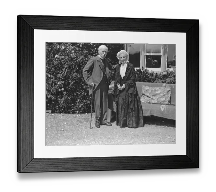 Framed Print : General Sir George Higginson at his Marlow on Thames home. photographed on his 98 th birthday Framed Print : General Sir George Higginson at his Marlow on Thames home. photographed on his 98 th birthday